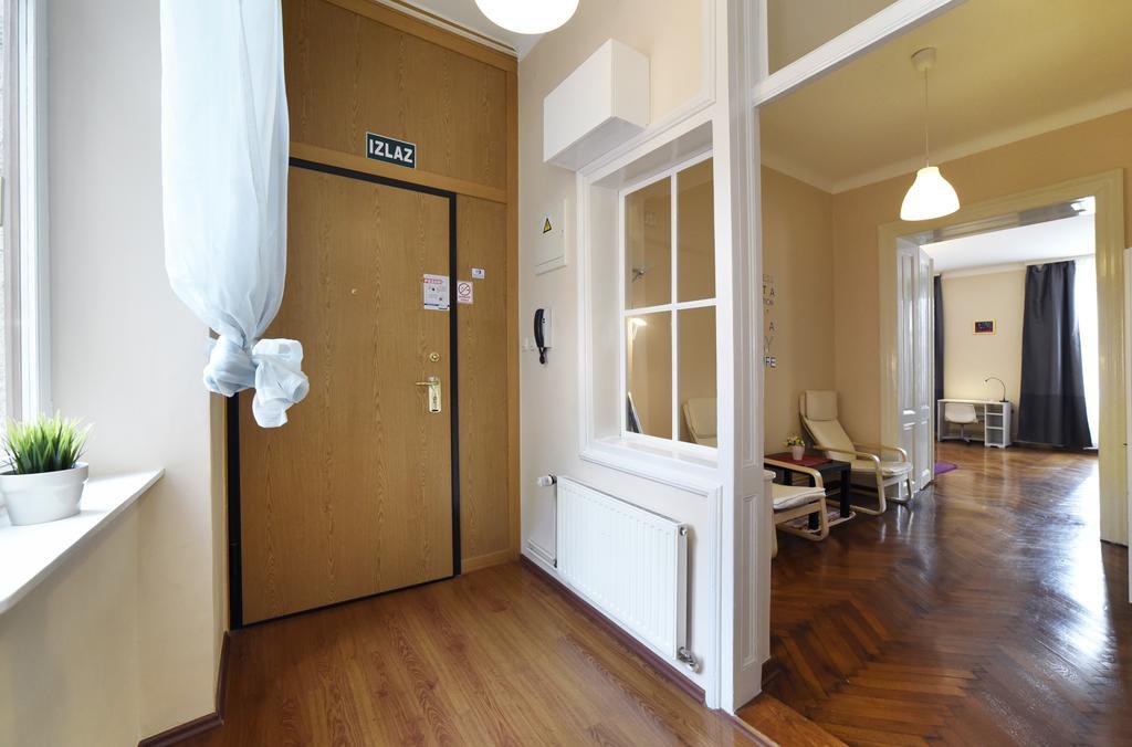 Apartment Metropolis 1 Загреб Екстер'єр фото